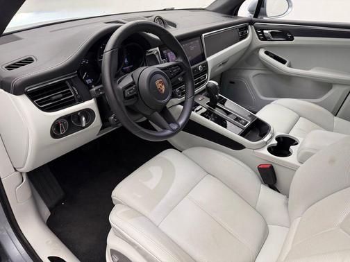 2024 Porsche Macan GTS