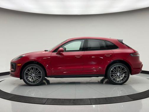 Carmine Red 2026 Porsche Macan Macan