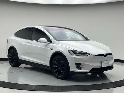 Pearl White Multi-Coat 2019 Tesla Model X Long Range