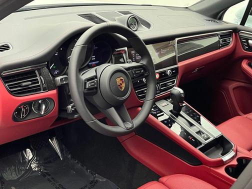 2026 Porsche Macan S