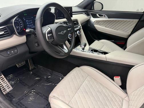 2022 Genesis G70 3.3T AWD