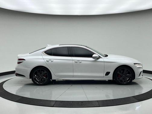 2022 Genesis G70 3.3T AWD