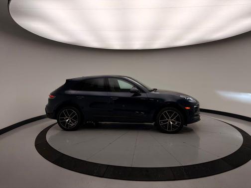 2023 Porsche Macan 