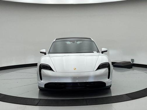 2023 Porsche Taycan 