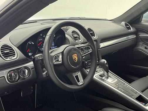 2023 Porsche 718 Cayman GTS 4.0