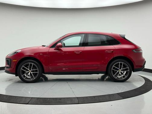 2025 Porsche Macan 