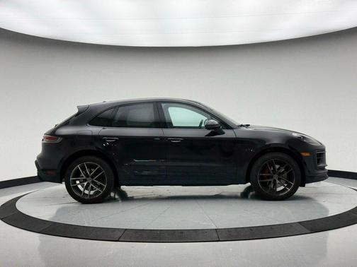 2023 Porsche Macan S