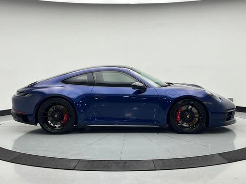2024 Porsche 911 Carrera GTS