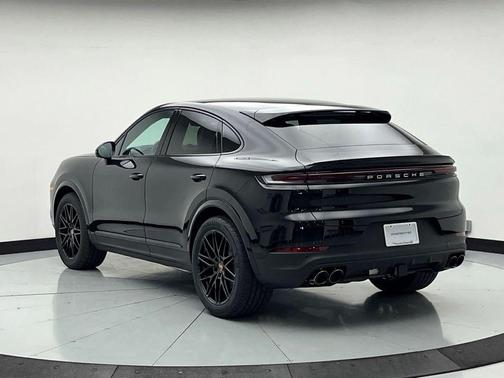Chromite Black Metallic 2026 Porsche Cayenne Cayenne