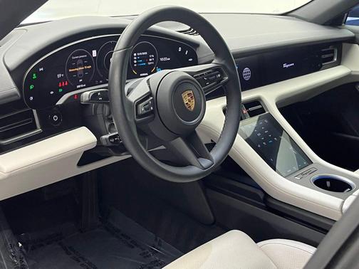 2024 Porsche Taycan 4S