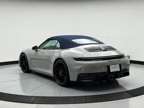 2026 Porsche 911 Carrera GTS