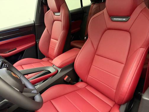 2026 Porsche Macan GTS