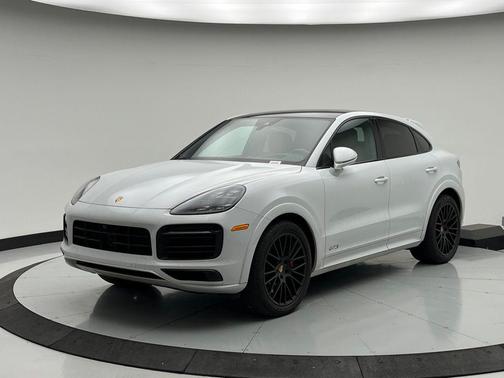2023 Porsche Cayenne GTS