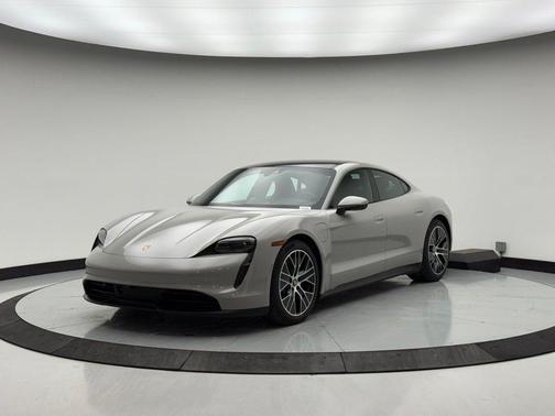 2022 Porsche Taycan 