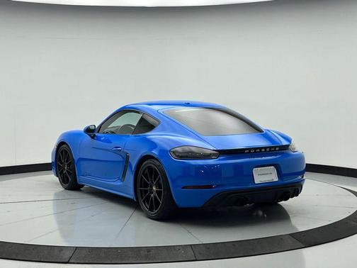 2023 Porsche 718 Cayman GTS 4.0