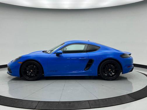2023 Porsche 718 Cayman GTS 4.0