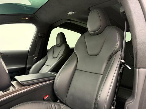 2022 Tesla Model X Dual Motor All-Wheel Drive