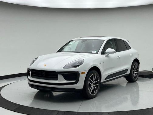 2026 Porsche Macan 