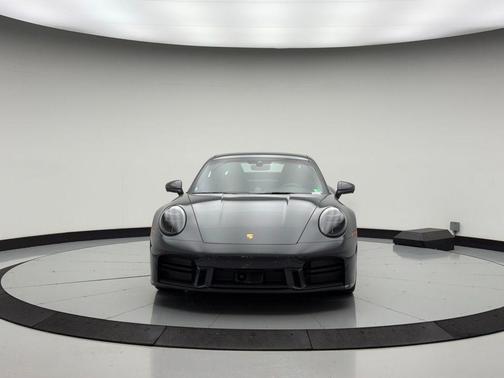 2026 Porsche 911 Carrera S