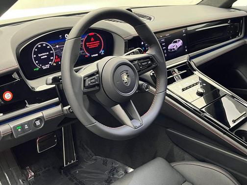 2025 Porsche Panamera Turbo