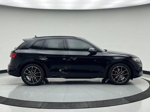 Black Metallic 2025 Audi SQ5 3.0T Premium Plus