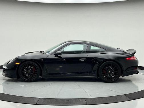 2016 Porsche 911 Carrera GTS