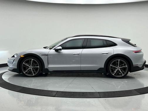 2022 Porsche Taycan 4