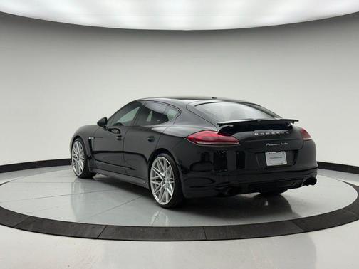 2012 Porsche Panamera Turbo