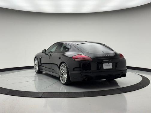 2012 Porsche Panamera Turbo