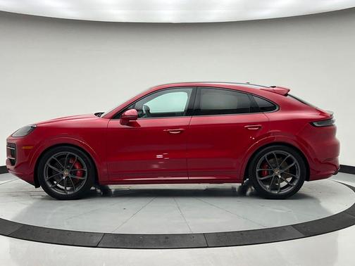 2025 Porsche Cayenne S