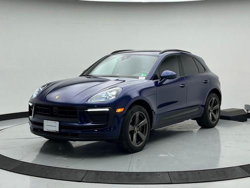 2022 Porsche Macan 