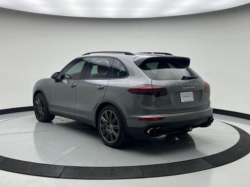 2018 Porsche Cayenne Turbo