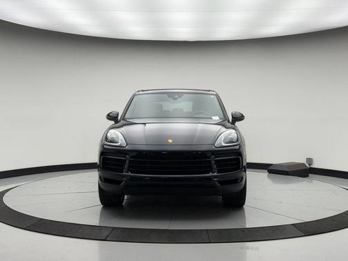 Moonlight Blue 2022 Porsche Cayenne Cayenne