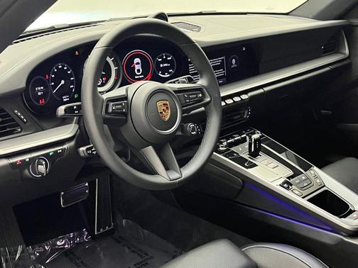 2024 Porsche 911 Carrera