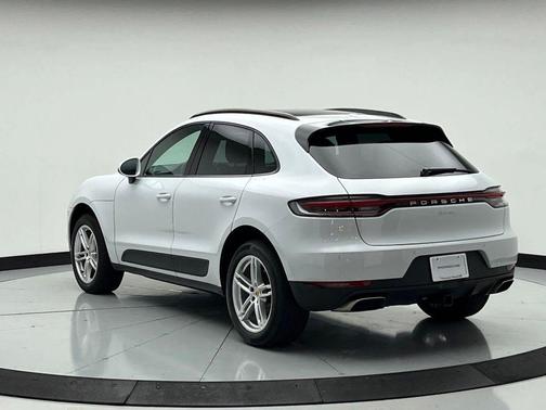 Carrara White 2020 Porsche Macan Macan
