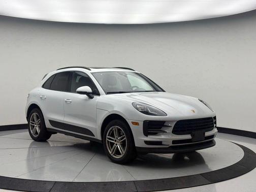 Carrara White 2020 Porsche Macan Macan