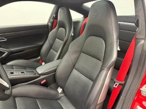 Guards Red 2018 Porsche 911 Turbo