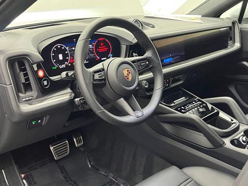 Carrara White 2026 Porsche Cayenne S