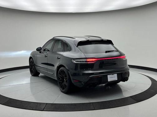2022 Porsche Macan GTS
