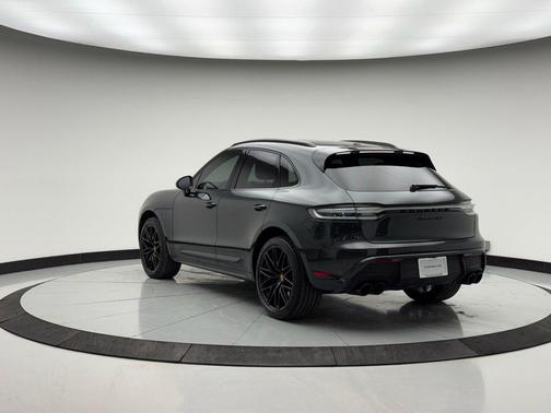 2022 Porsche Macan GTS