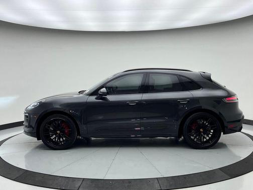 2022 Porsche Macan GTS