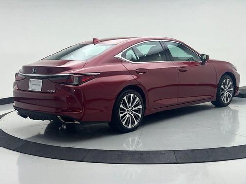 2021 Lexus ES 350 Base