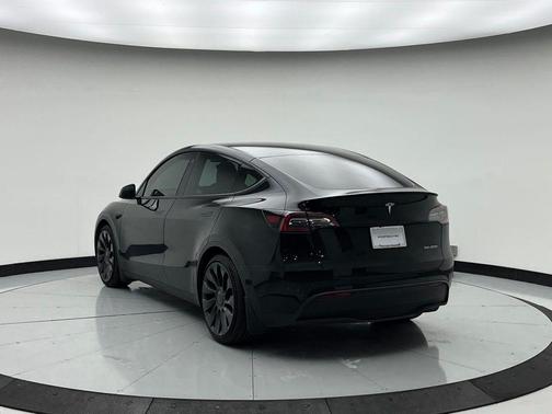 2022 Tesla Model Y Performance Dual Motor All-Wheel Drive