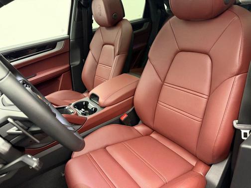 2026 Porsche Cayenne S