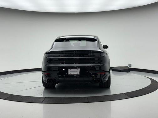 2025 Porsche Cayenne S