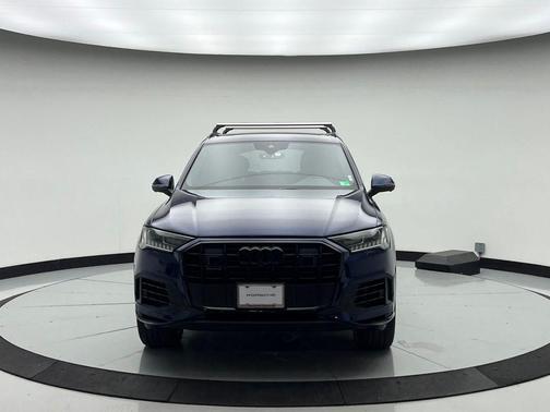 2022 Audi Q7 55 Premium Plus