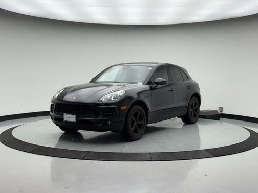 2017 Porsche Macan 