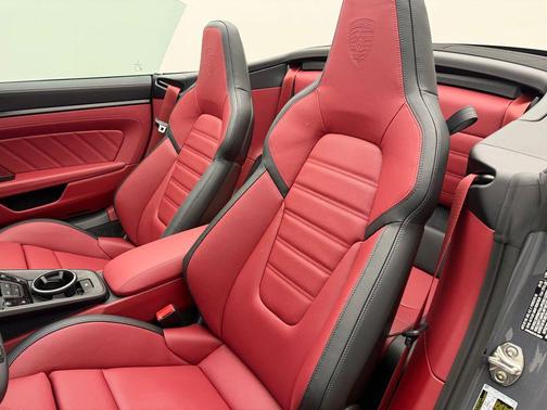 2026 Porsche 911 Carrera GTS