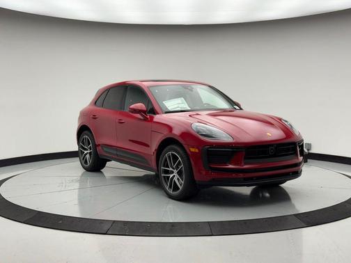 2026 Porsche Macan 