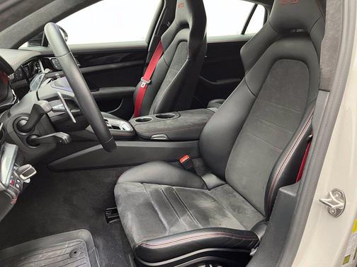 Chalk 2022 Porsche Panamera GTS